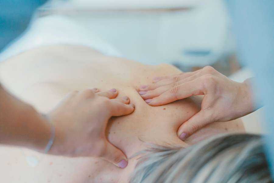 naturopathie massage bien être détente relaxation