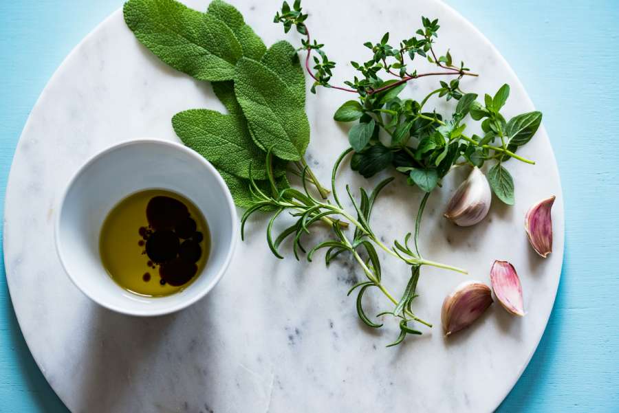 phytologie aromatologie huiles essentielles plantes naturopathie tisane